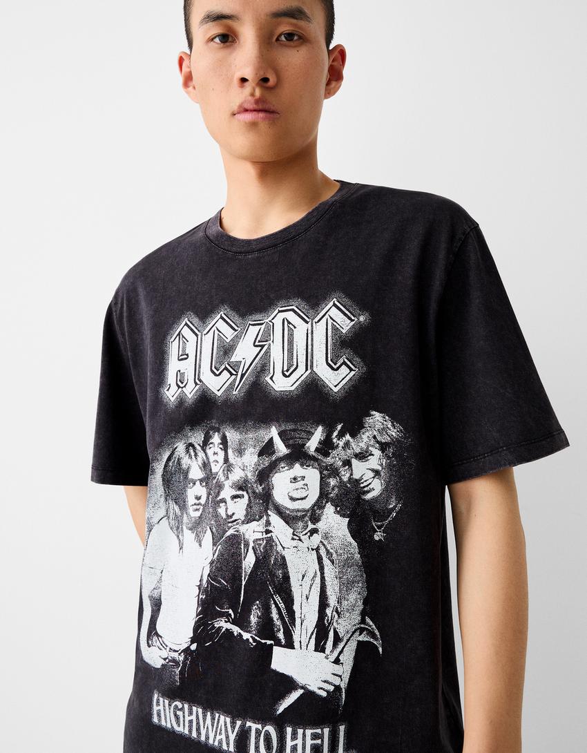 T-shirt dos AC/DC de manga curta com estampado-Preto-2