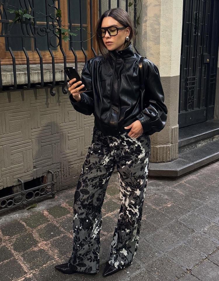 Jacquard print baggy jeans