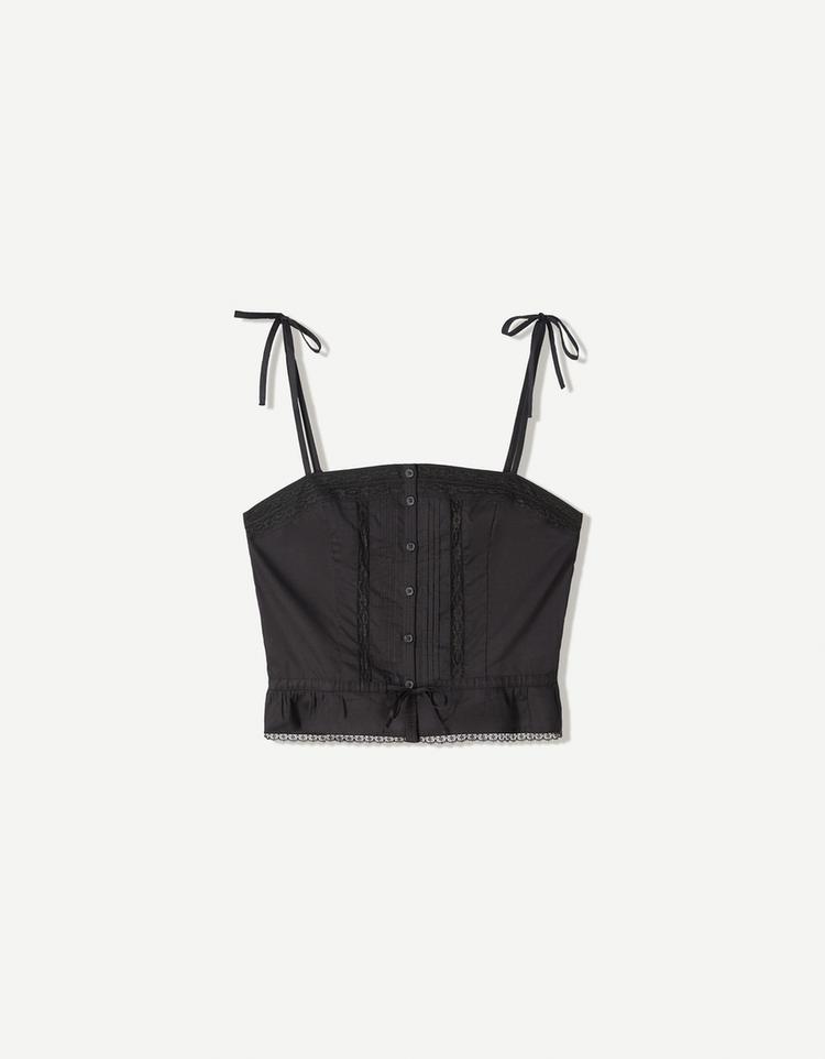 Strappy lace top with tie
