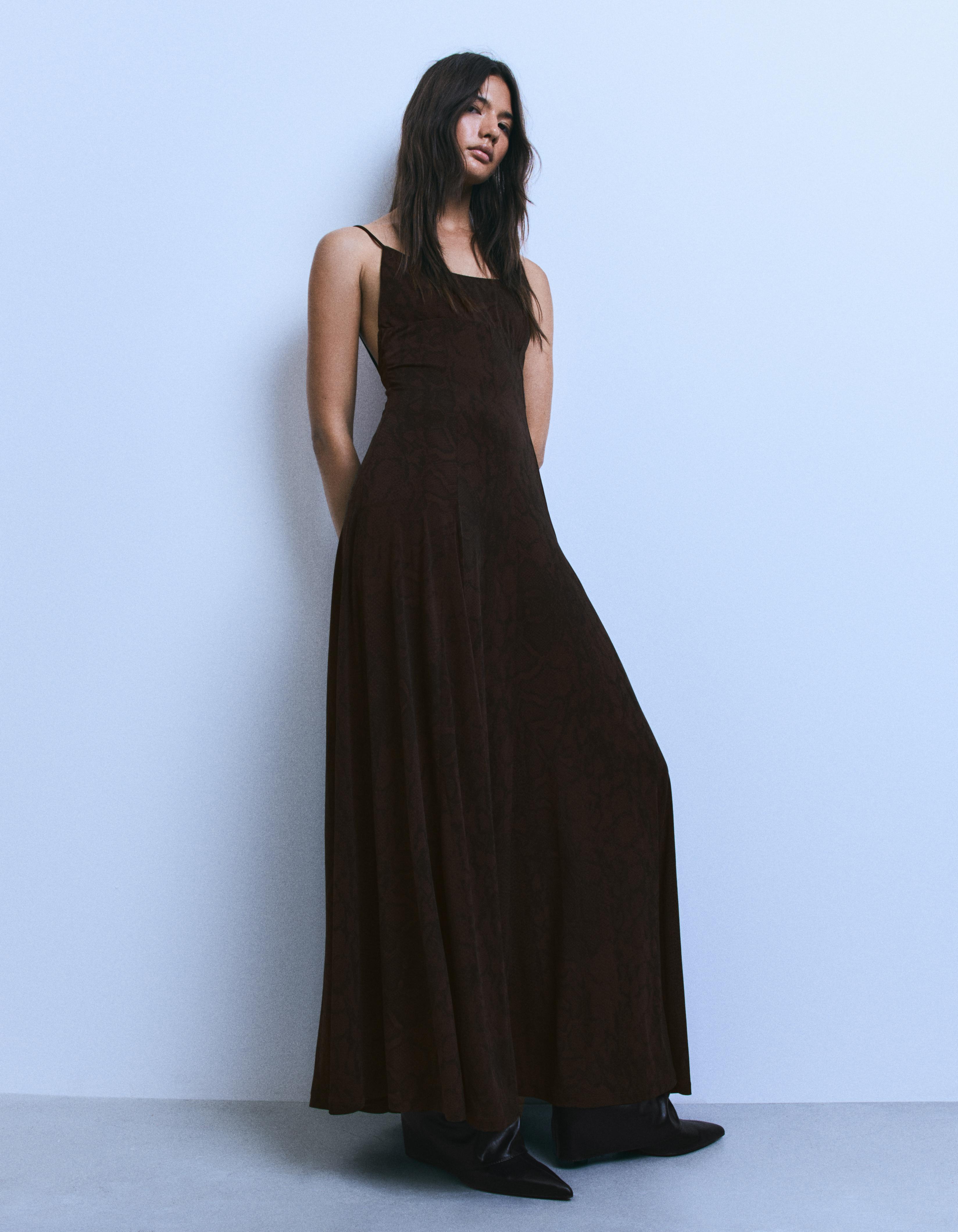 Long strappy dress — Brown