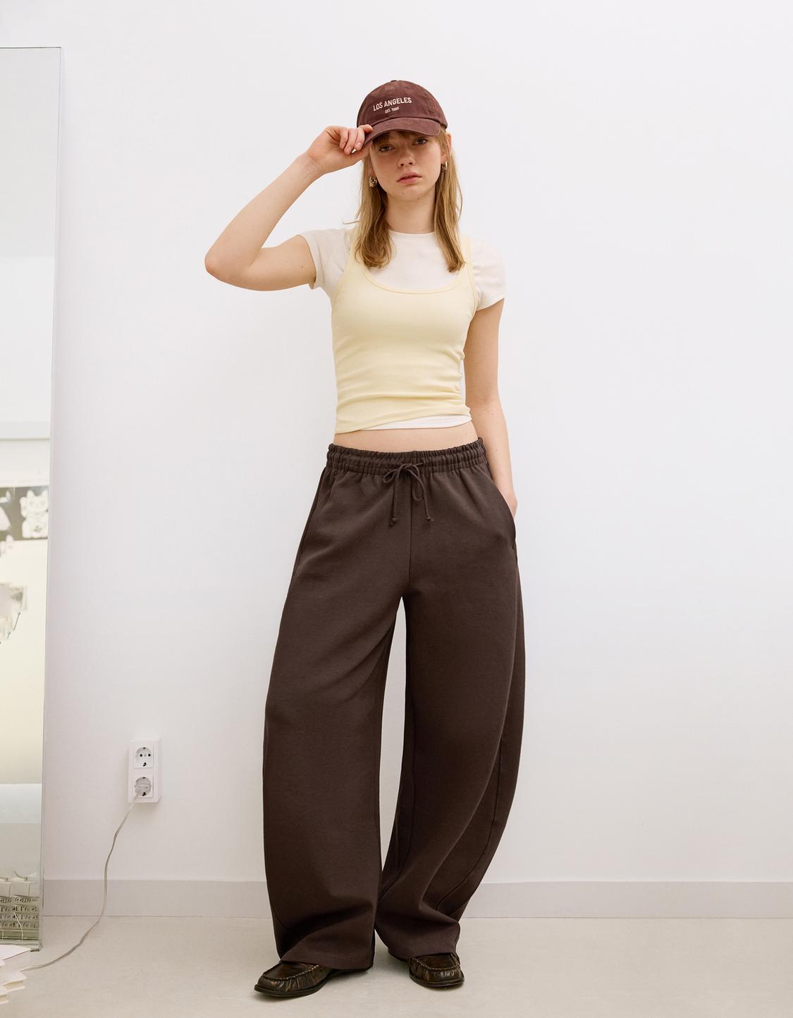 Plush barrel trousers