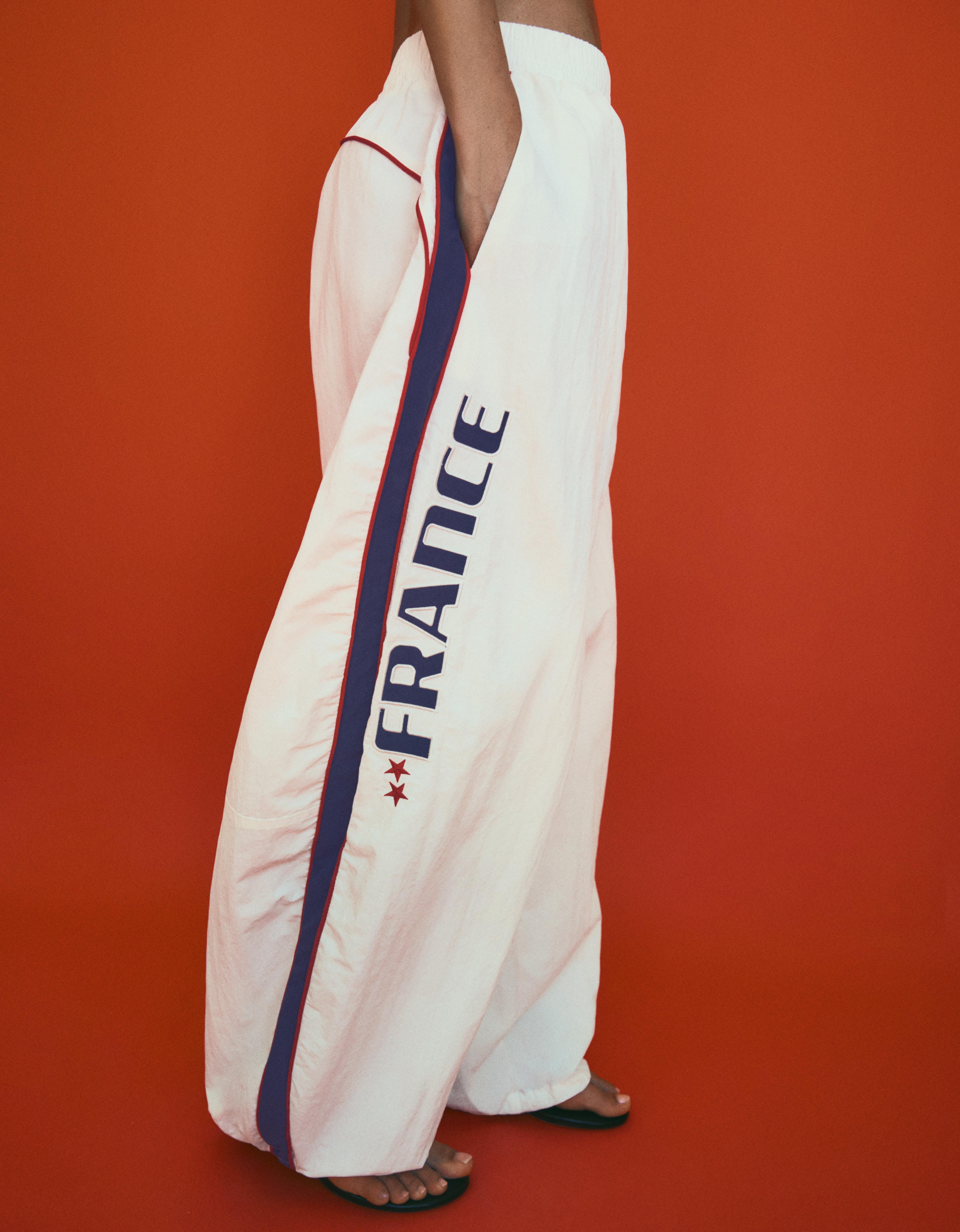 France FIFA WORLD CUP™ technical parachute trousers — White