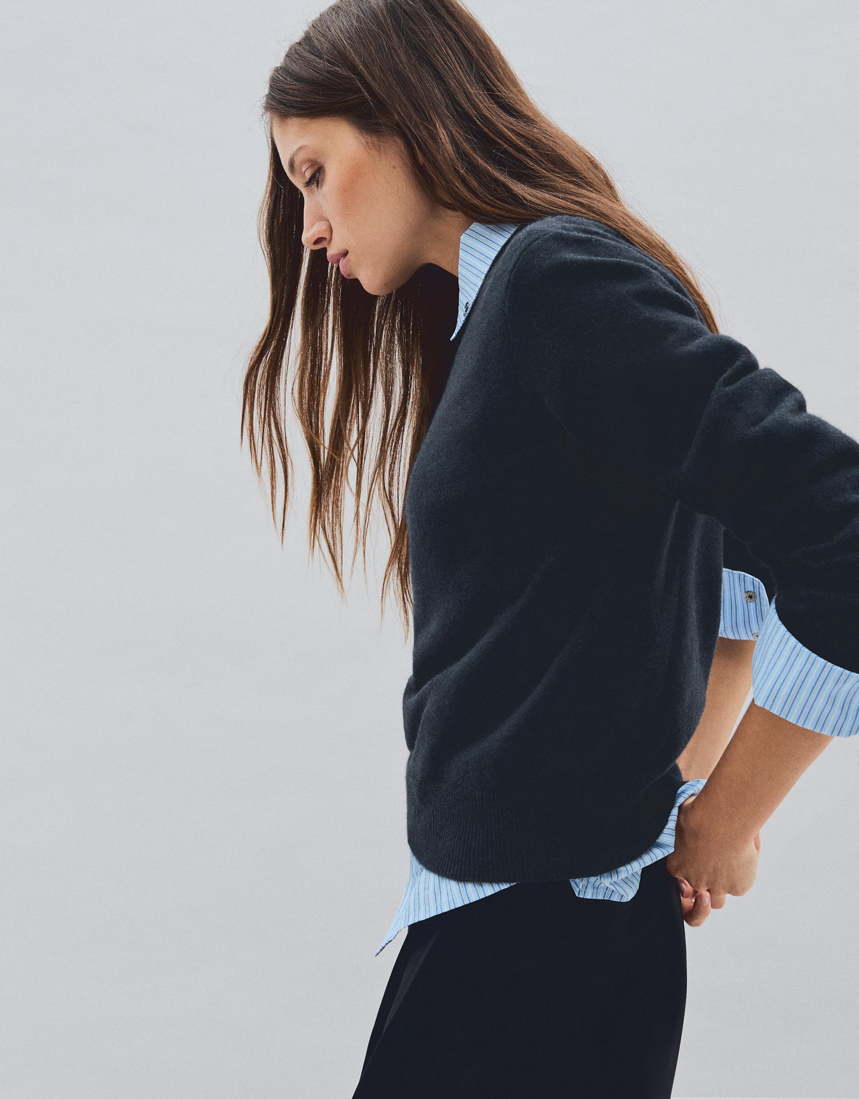 Round neck jumper — Navy