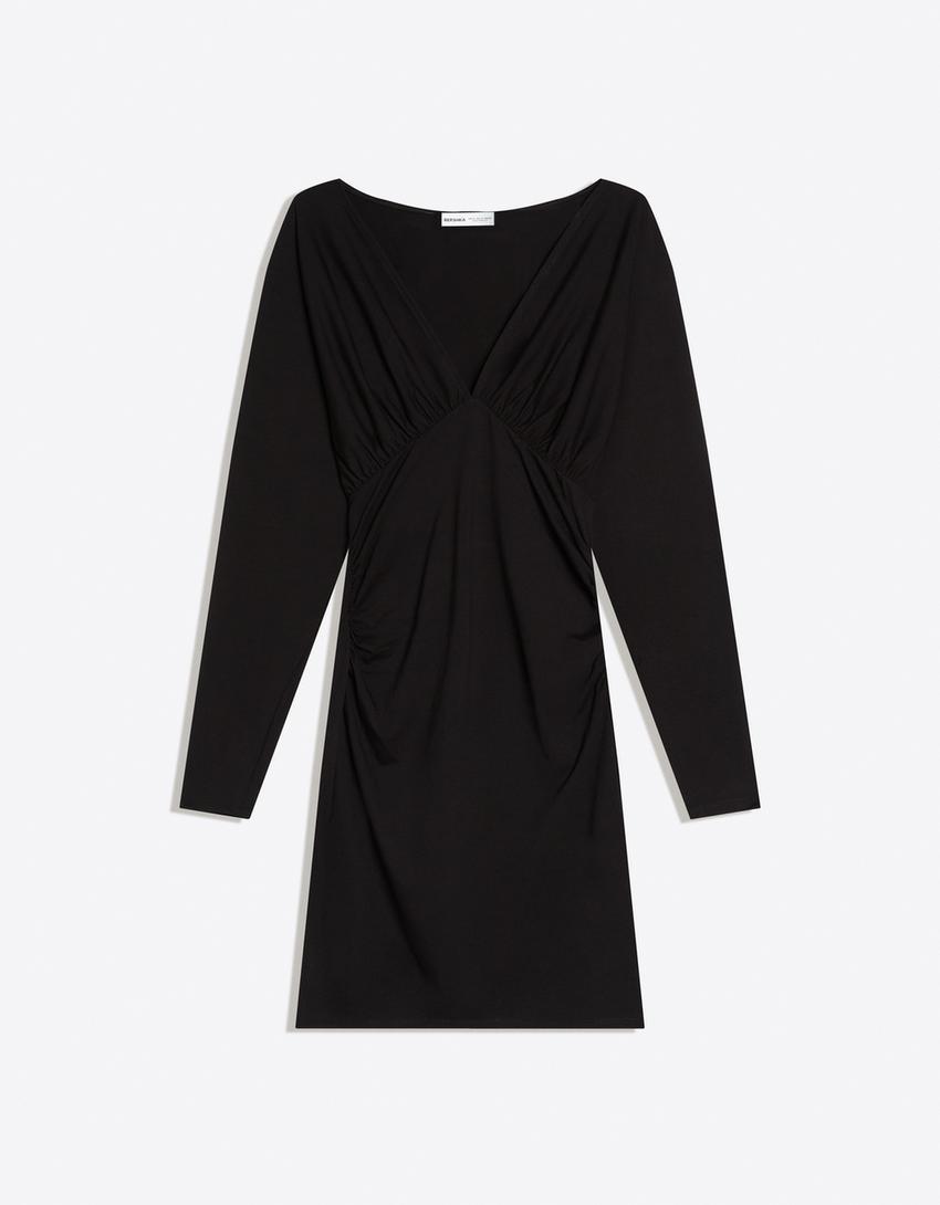 Vestido curto franzido-Preto