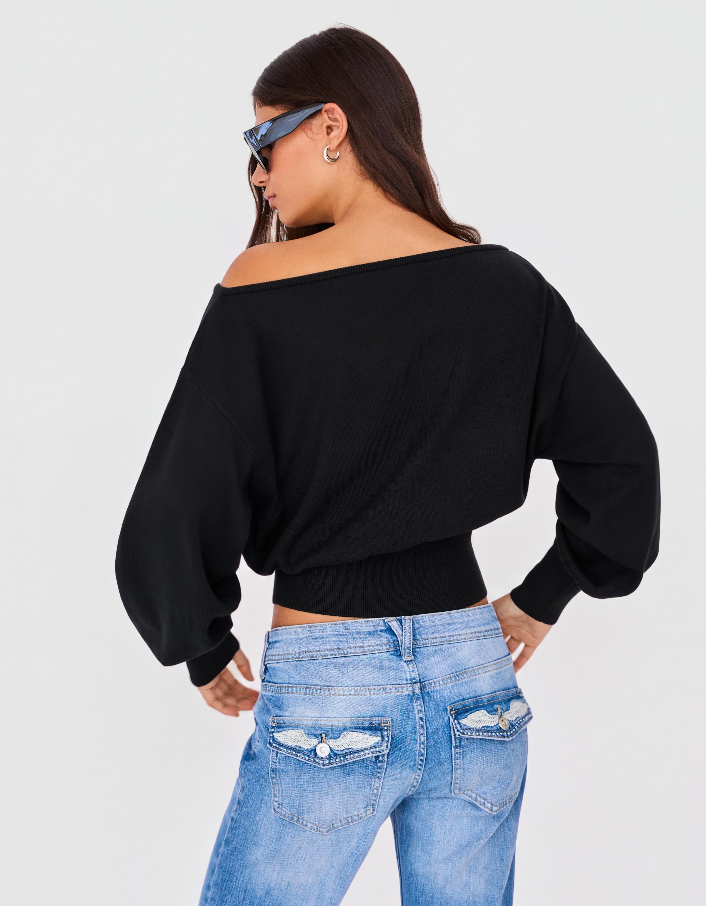 Asymmetric neck jumper — Black