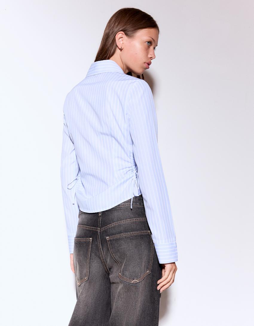 Chemise ajustée froncée sur le côté-Bleu-1