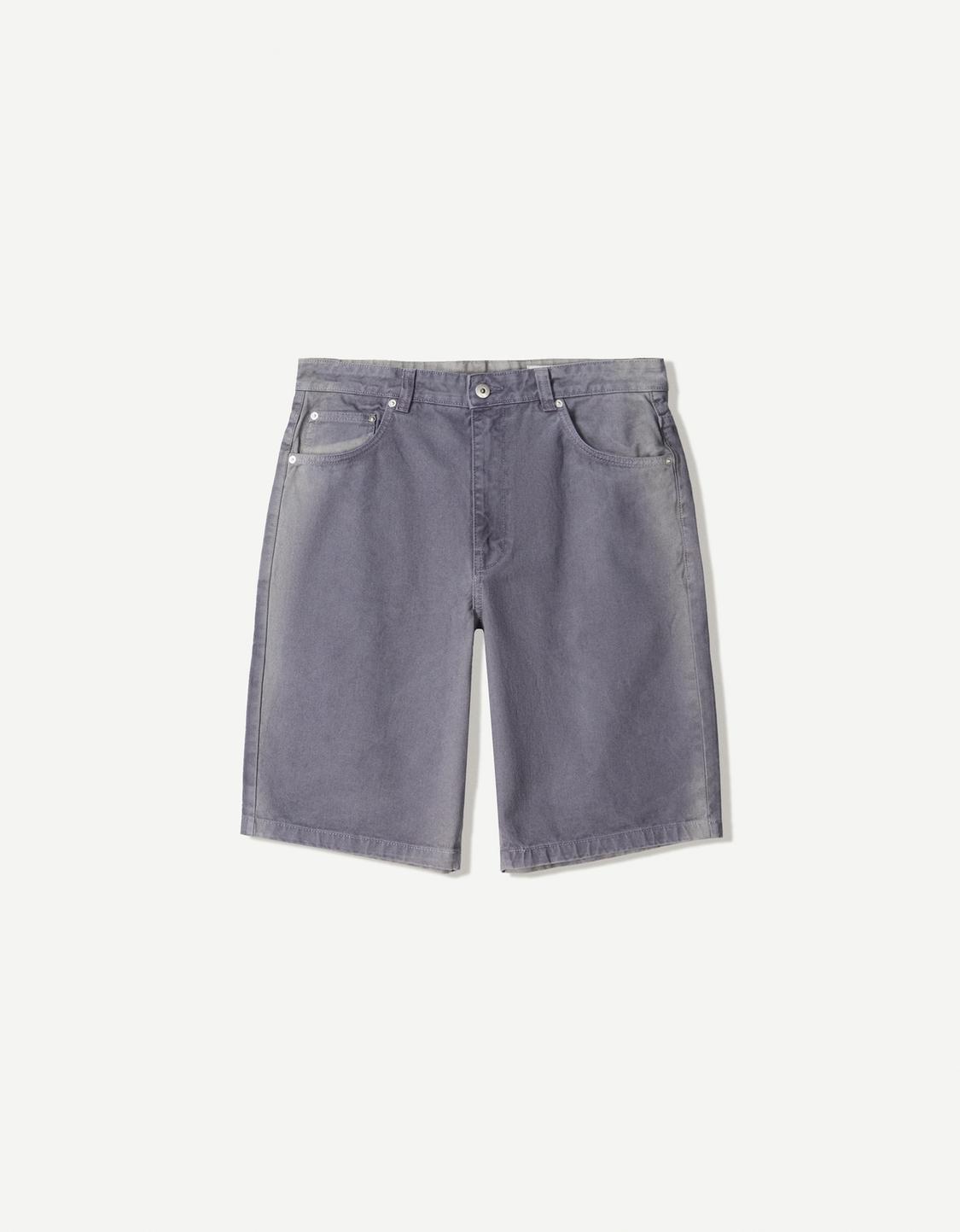 Skater Bermuda shorts