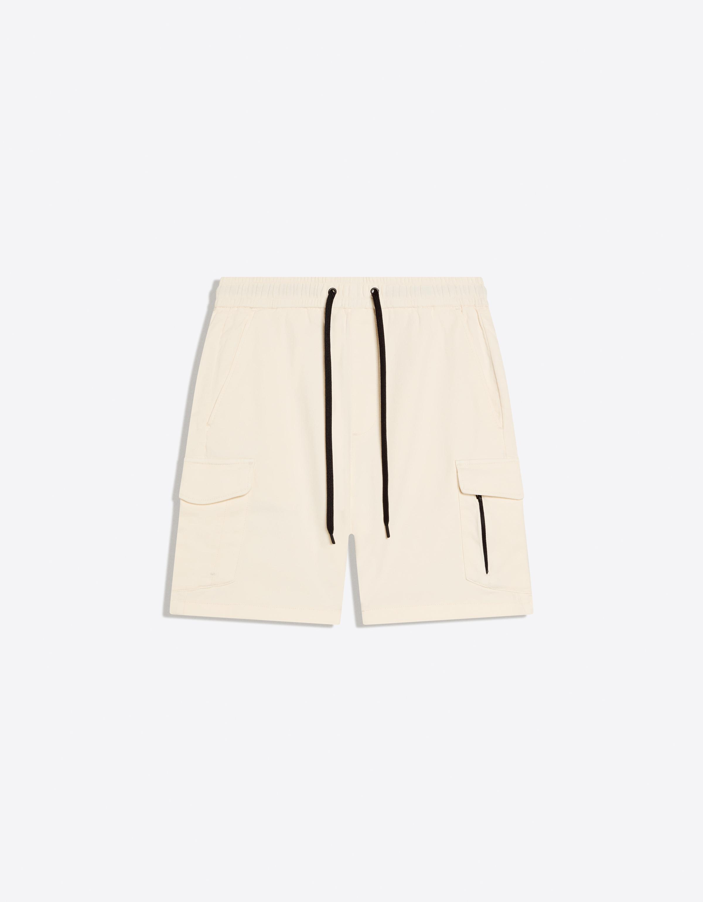 Bershka Regular fit kargo bermuda