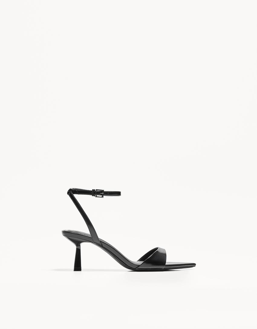 Gehakte sandalen met enkelbandje-Zwart-0