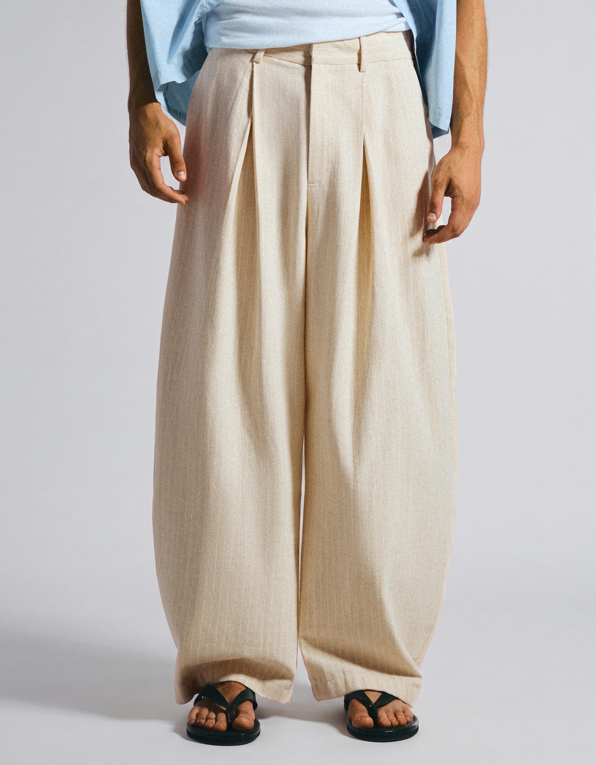 Super baggy pleated trousers — Sand