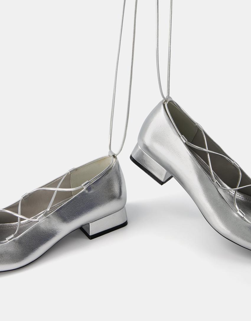 حذاء باليرينا ممعدن برباط-فضي-4