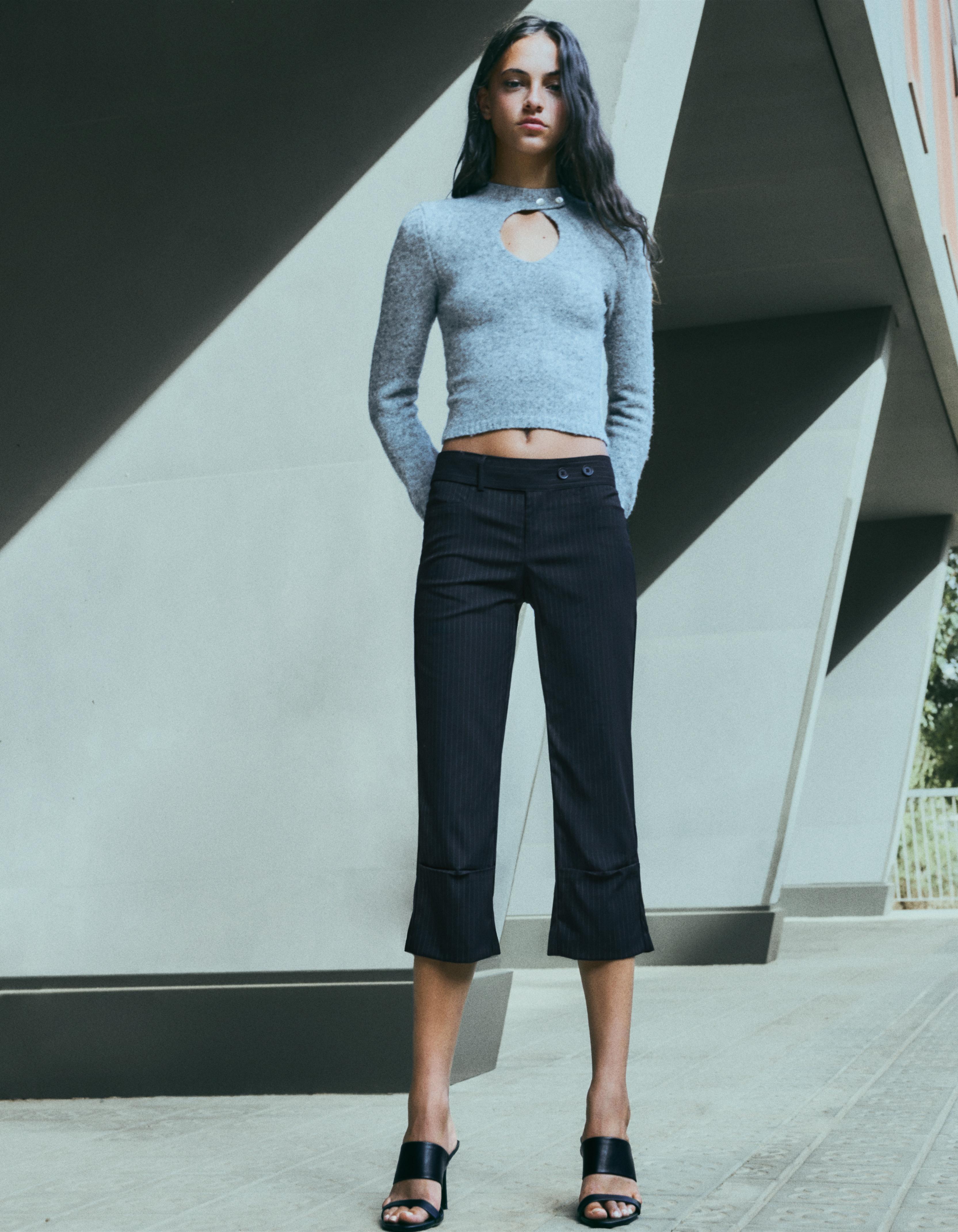 Bershka Geniş kıvrımlı kapri pantolon görsel 6