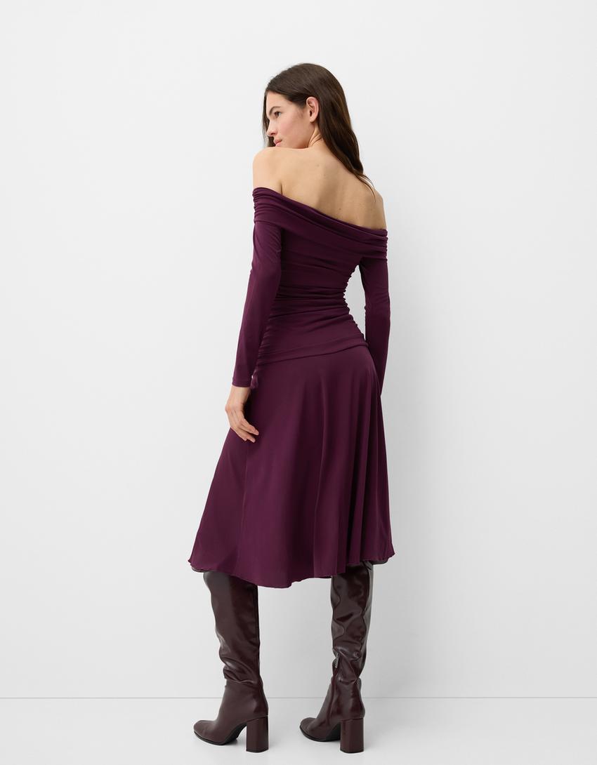 Gathered long sleeve midi dress-Maroon-2