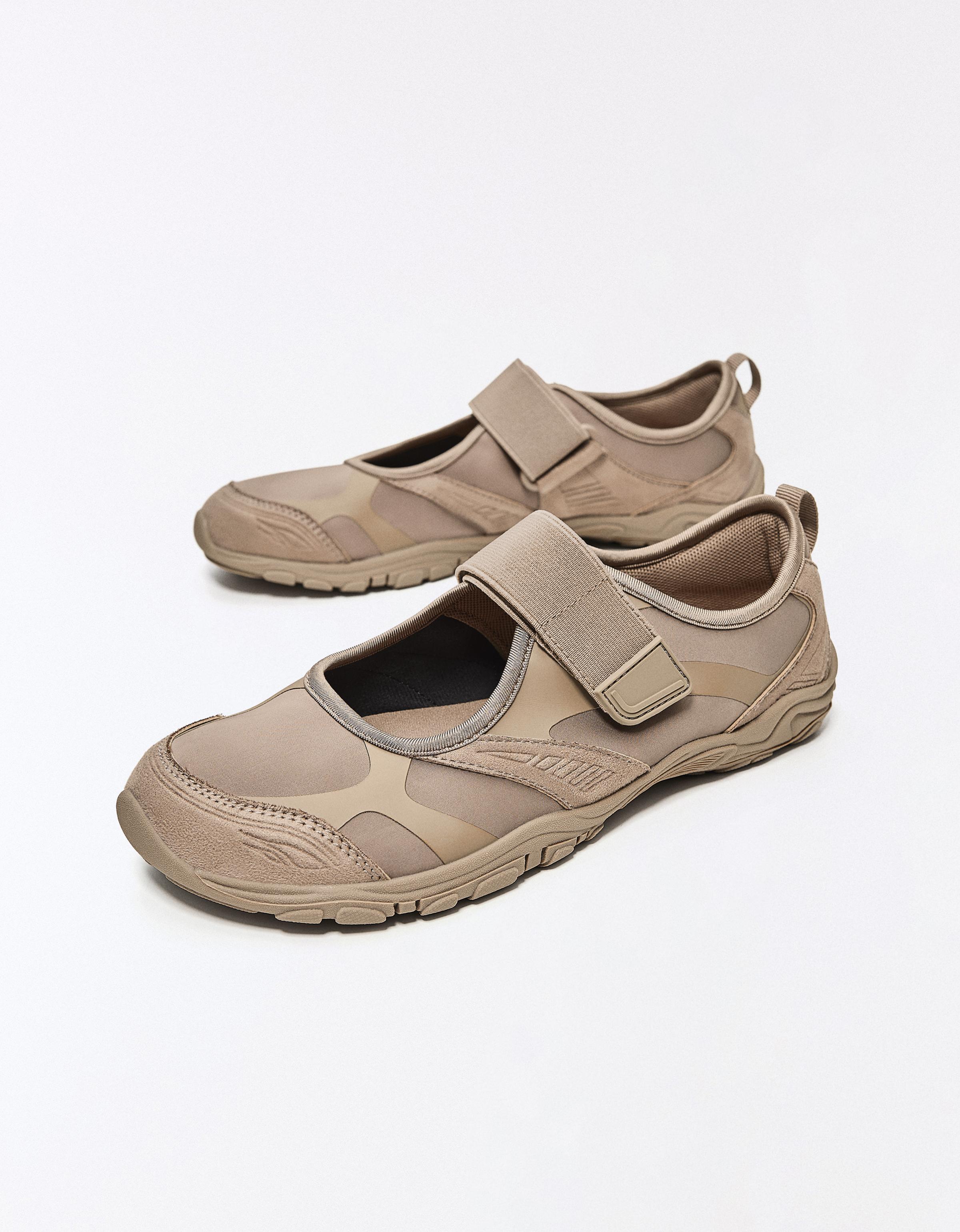 BAREFOOT BALLERINAS — TAUPE