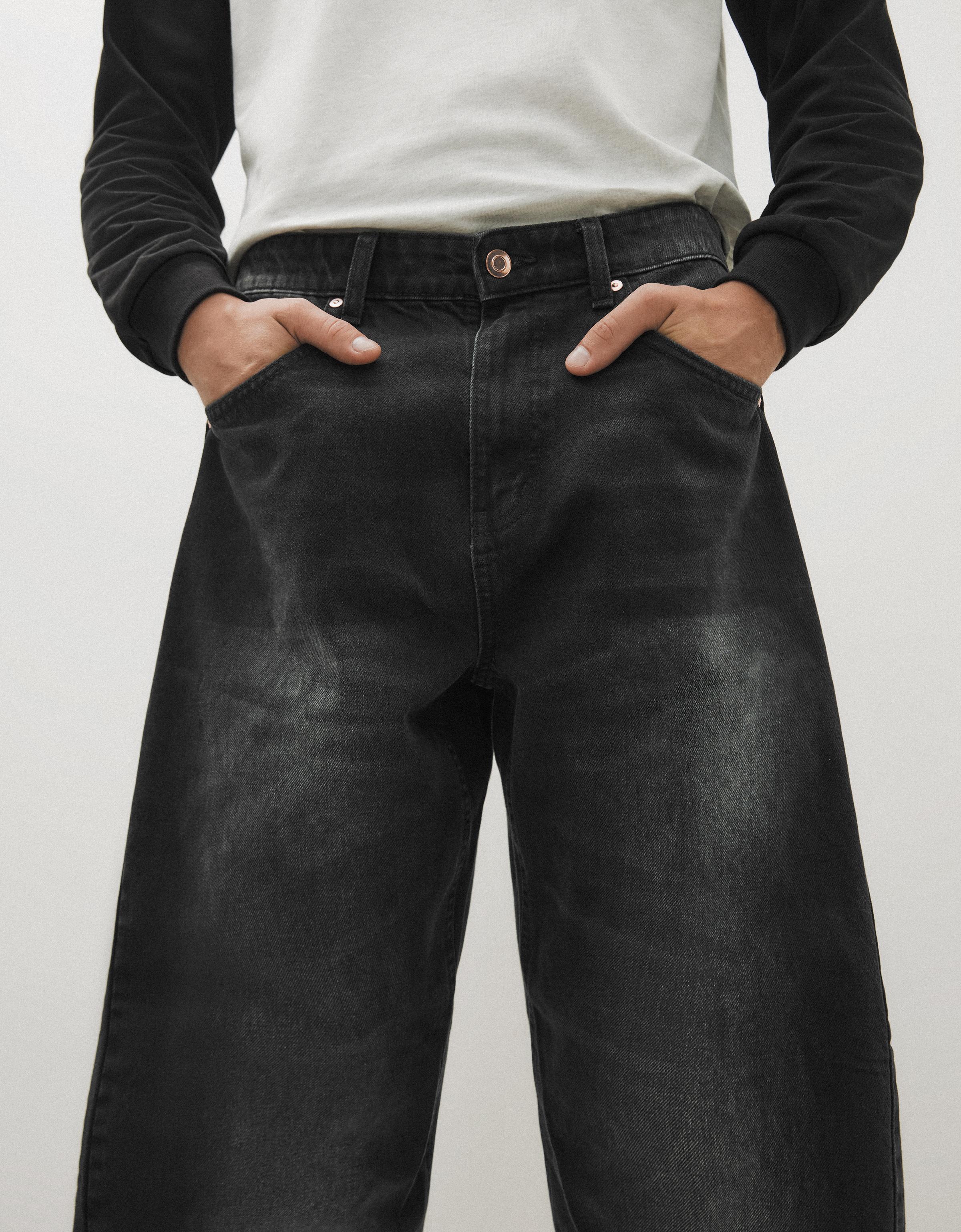 Twisted fit jeans — Black