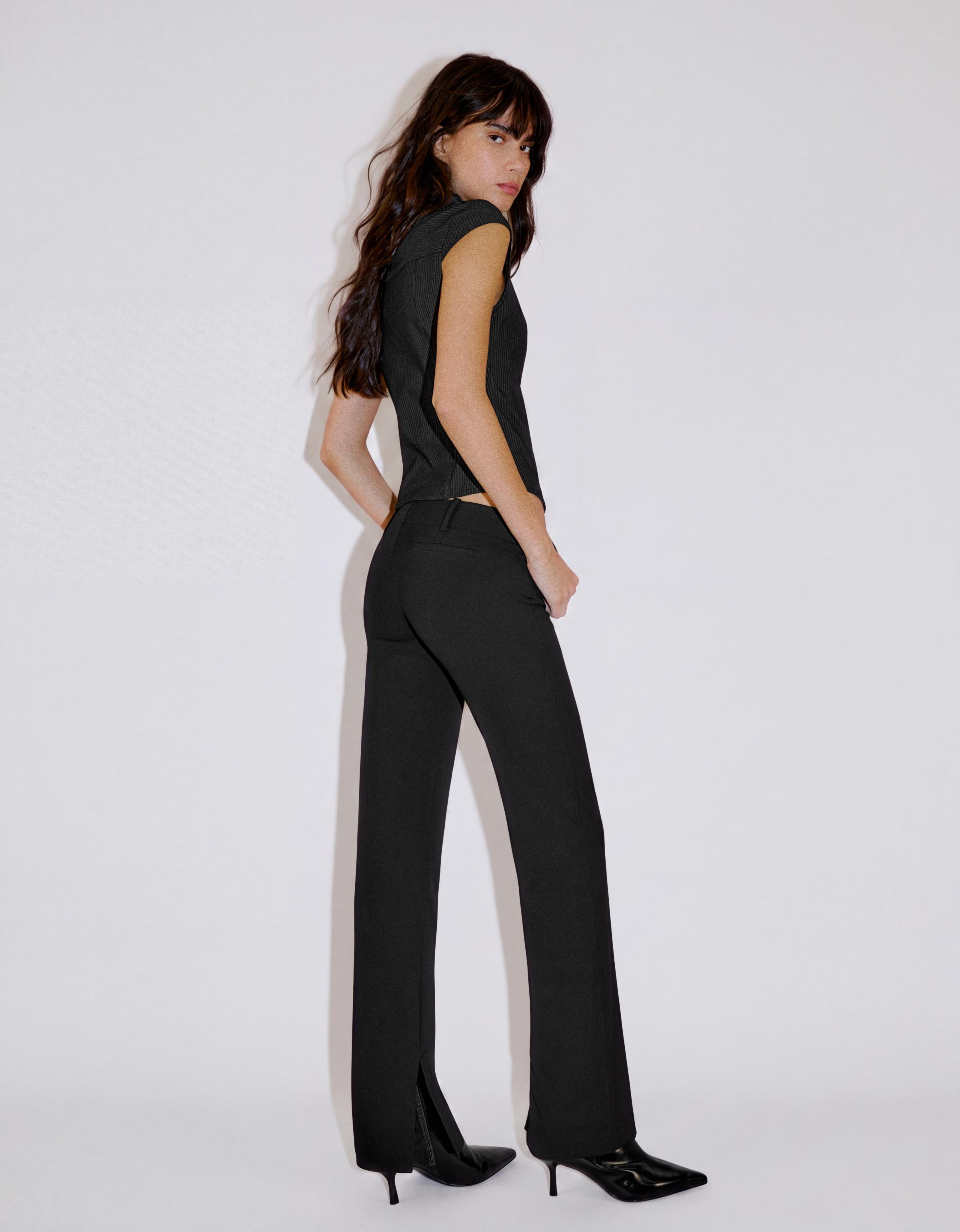 Slim fit low-rise trousers — Black