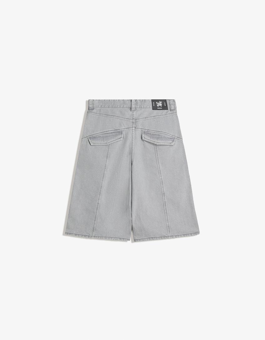 Demon Slayer printed baggy Bermuda shorts-Grey-1