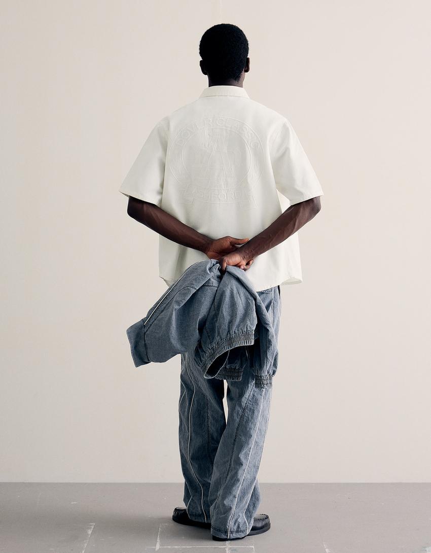 Kısa kollu nakışlı boxy fit gömlek-Kirli beyaz