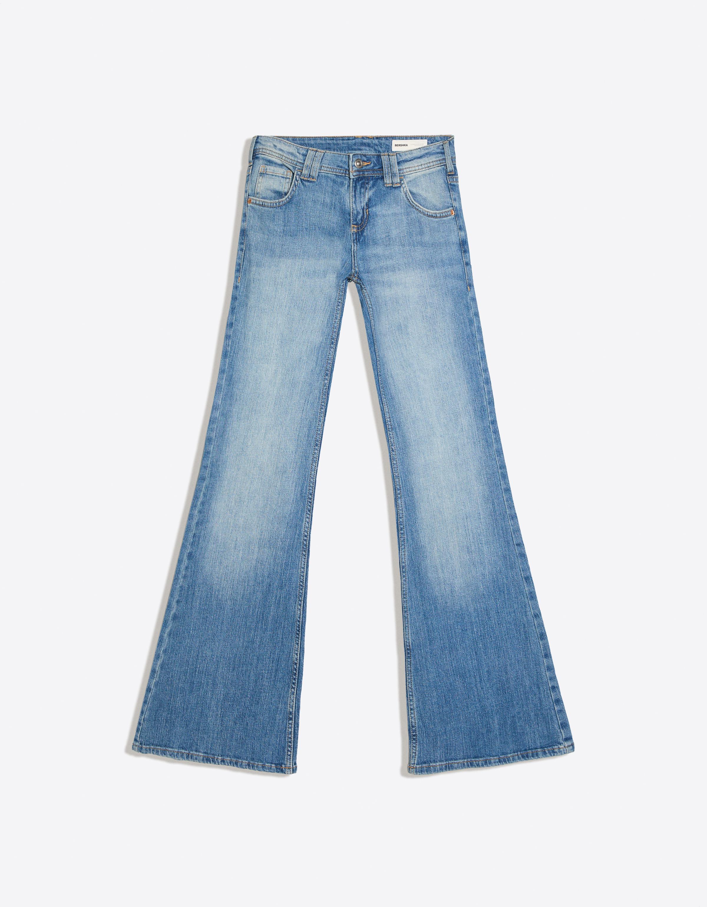 Bershka Jeans Flare Tiro Bajo Bordado Mujer Azul Lavado