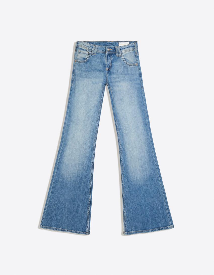 Düşük bel işlemeli flare fit jean-Açık mavi