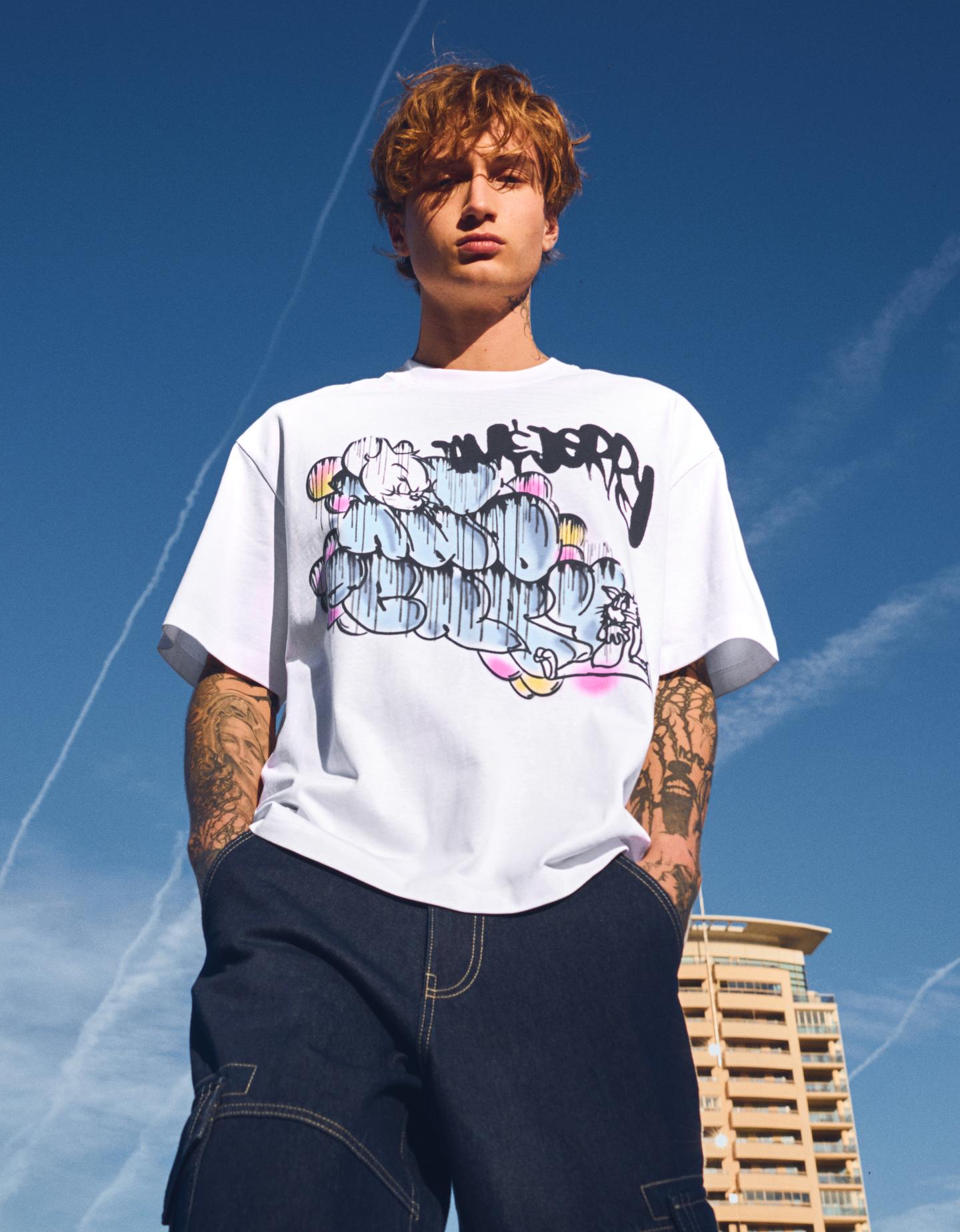 Bershka Camiseta Manga Corta Tom & Jerry Hombre Blanco