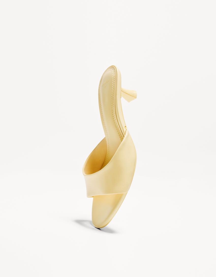 Sandales mules talon kitten heel-Jaune