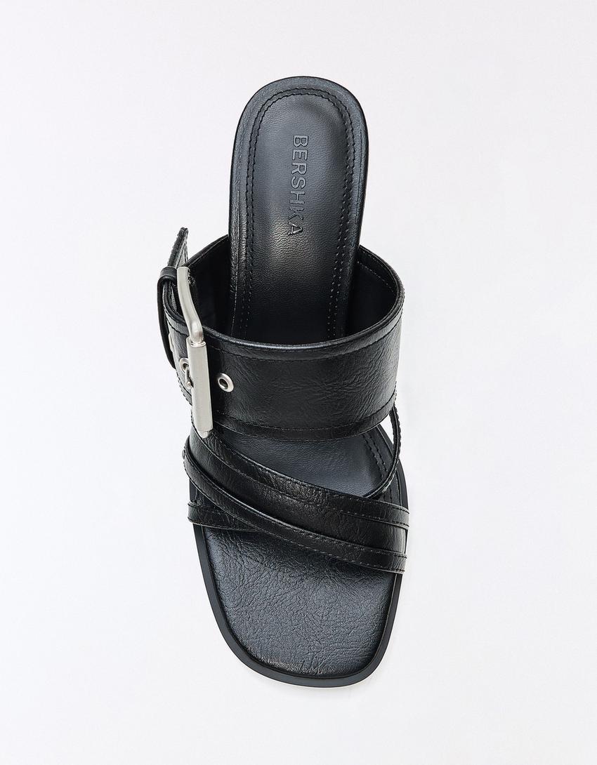 Heeled mule with buckle-BLACK