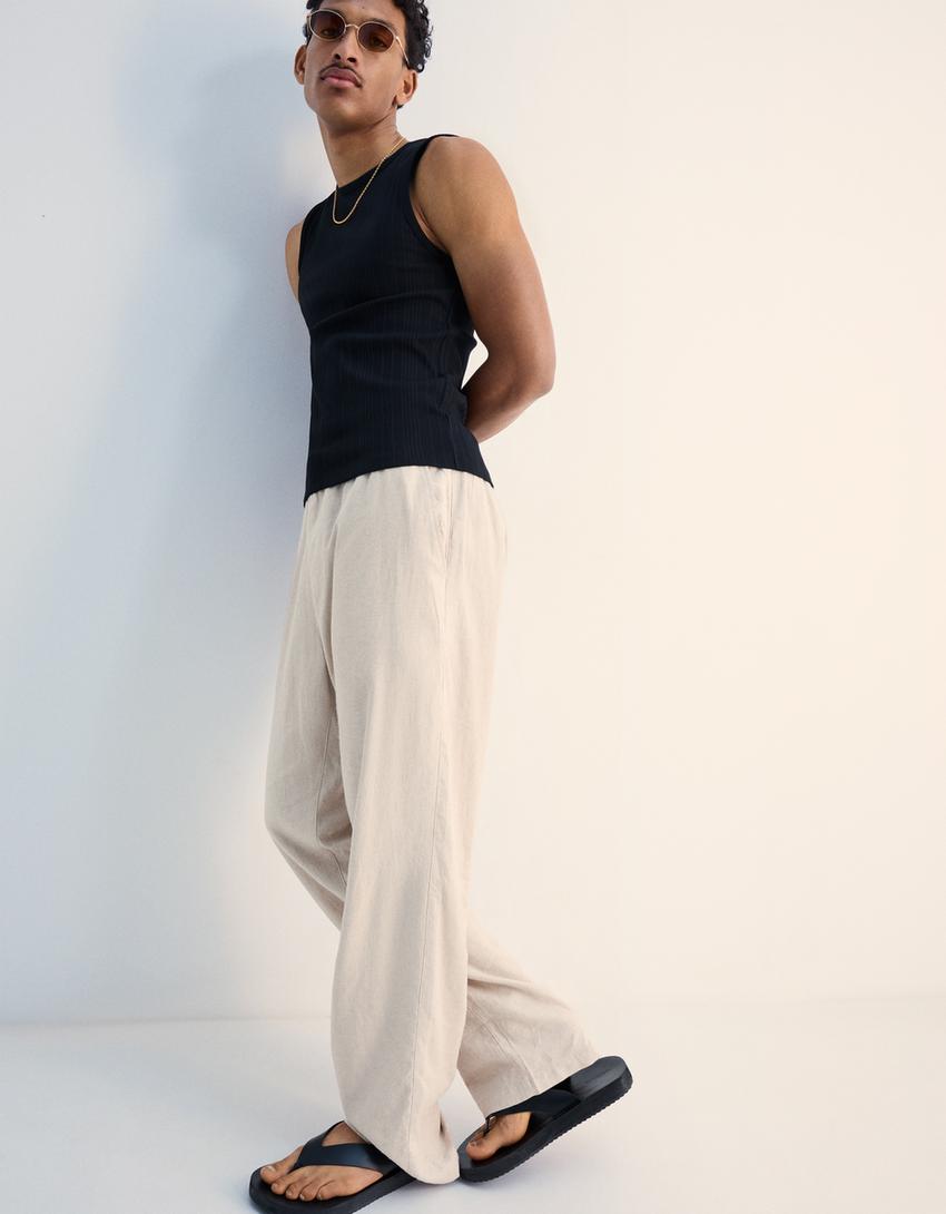 بنطلون رياضي بمزيج كتاني وساق عريضة-رملي