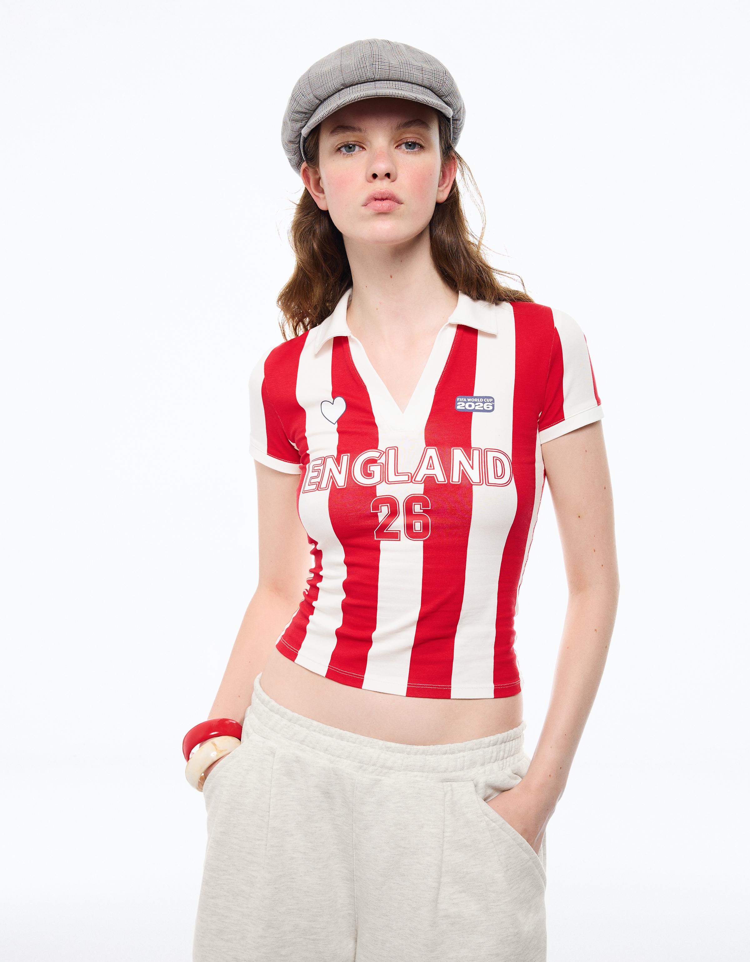 Bershka Polo Fitted Inglaterra Fifa World Cup™ Mujer Rojo