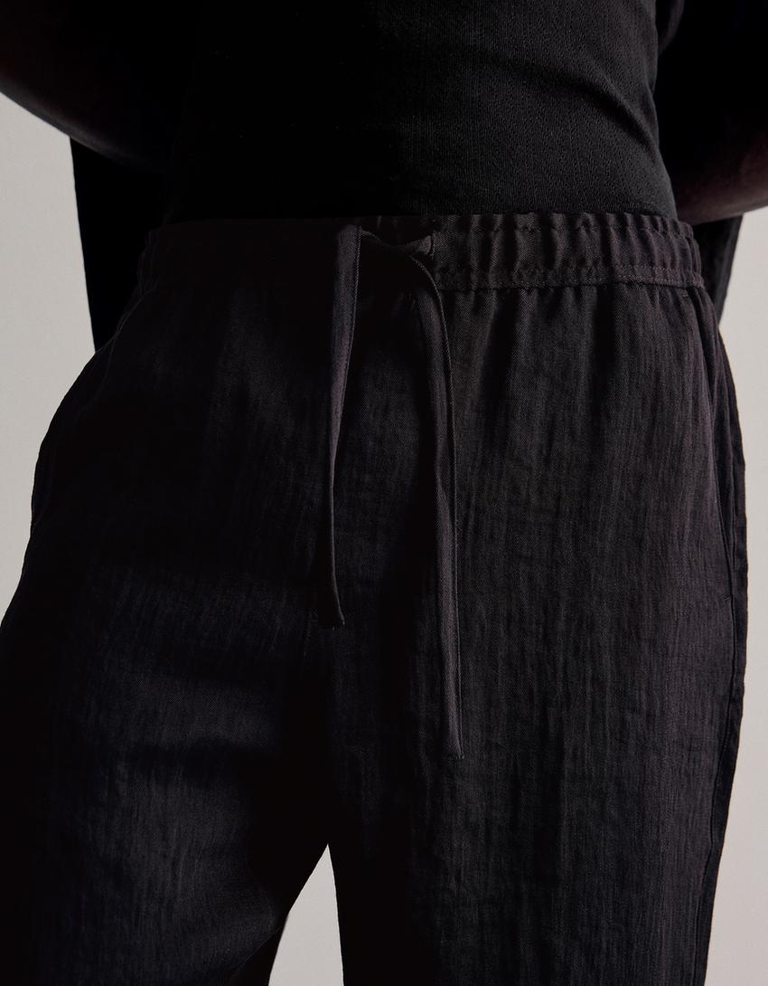 Rustic jogger Bermuda shorts-Black