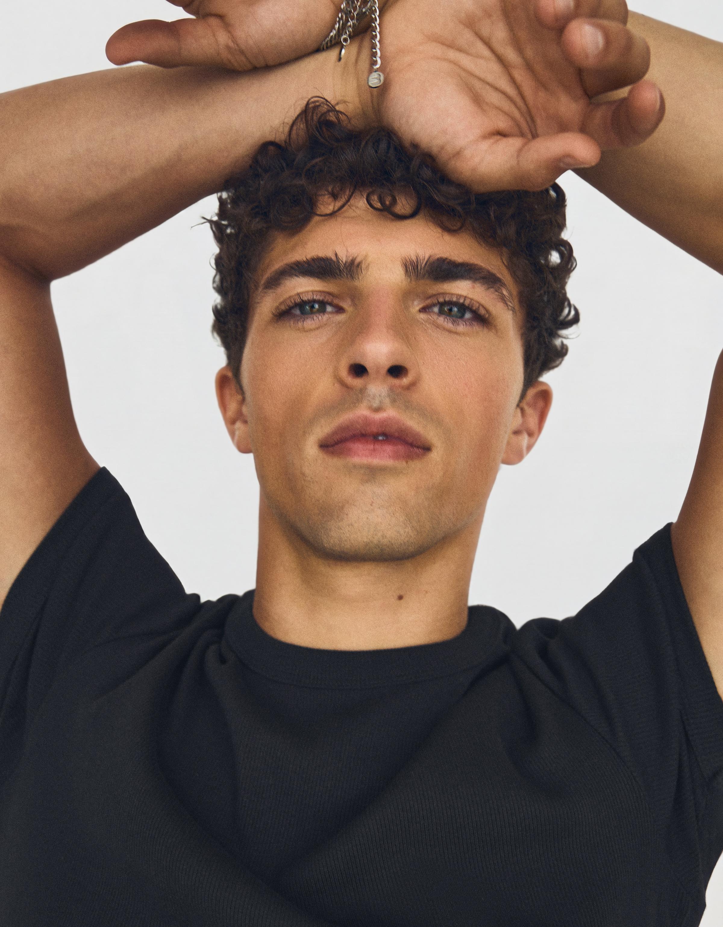 Slim fit ribbed T-shirt — Black