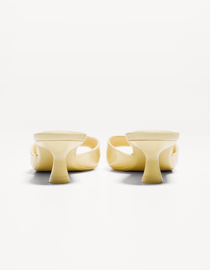 Sandales mules talon kitten heel-Jaune