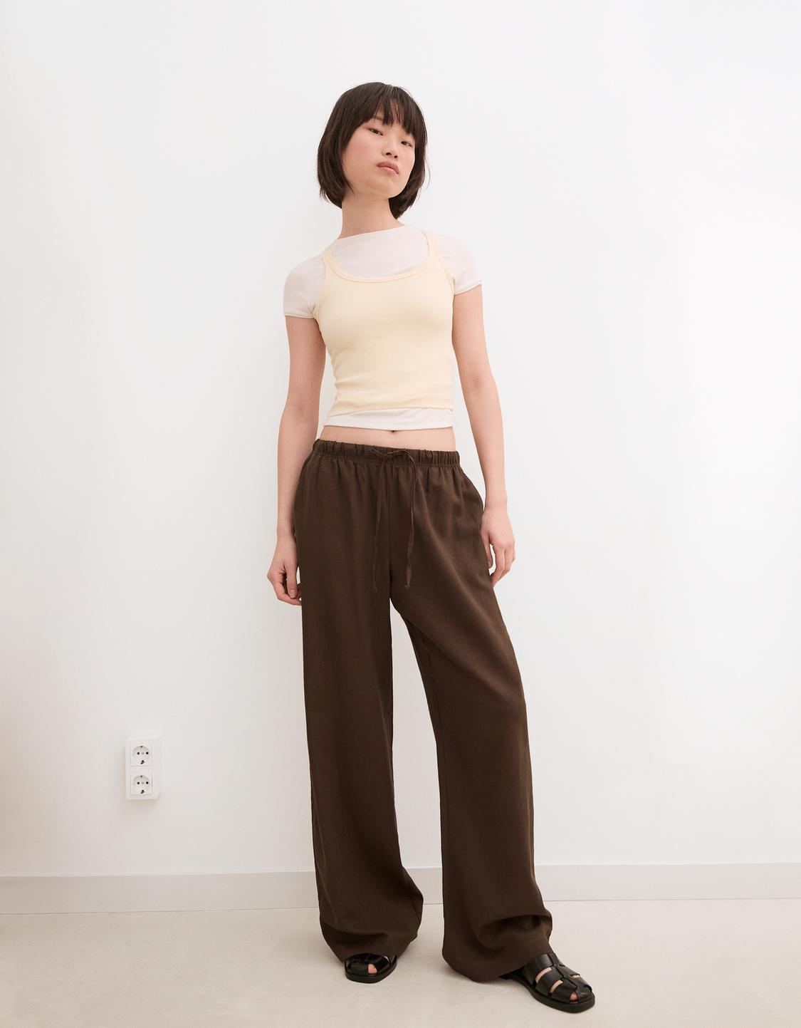 Linen blend trousers with an elasticated waistband
