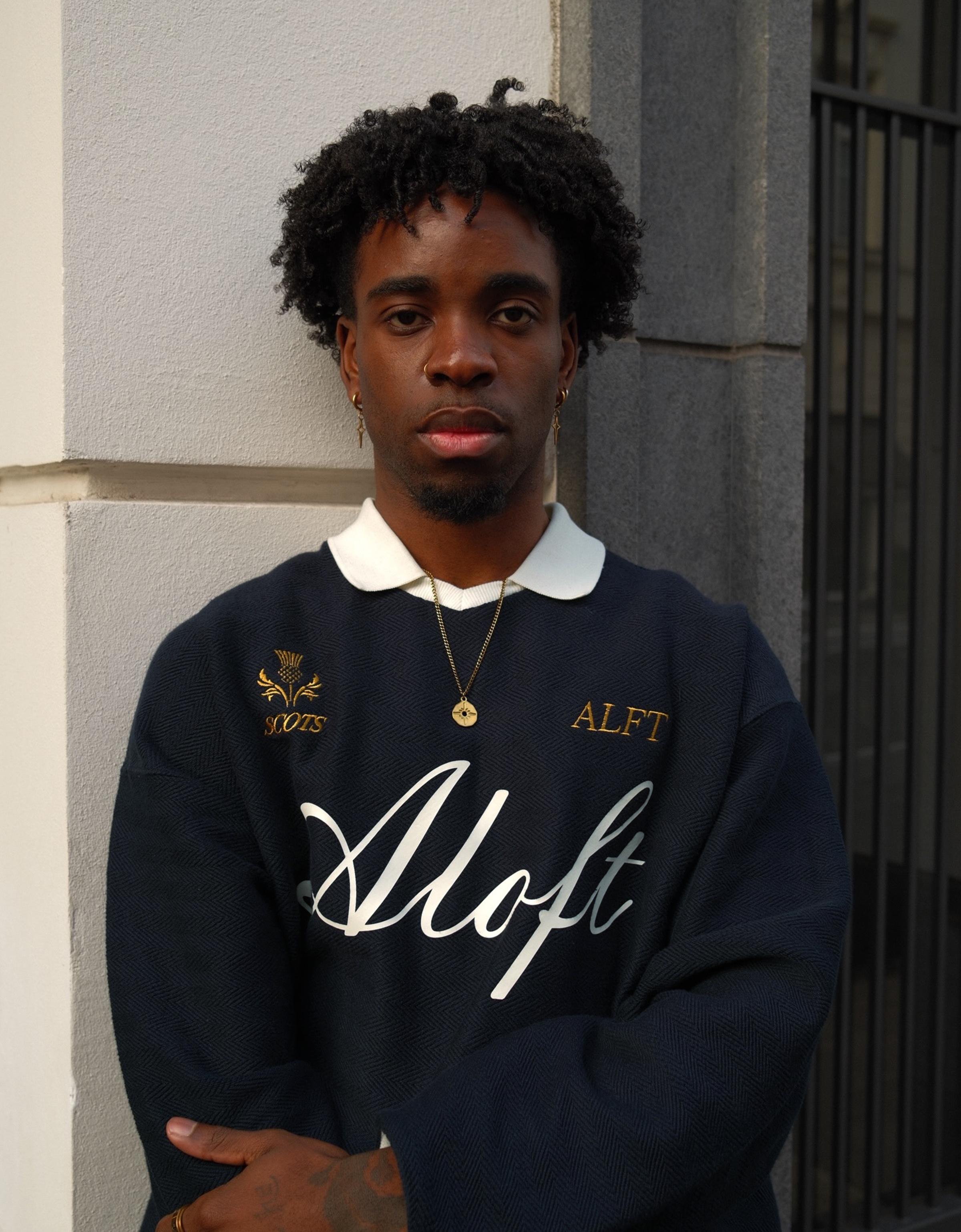 Baskılı boxy fit uzun kollu polo yaka tişört - Görsel 22