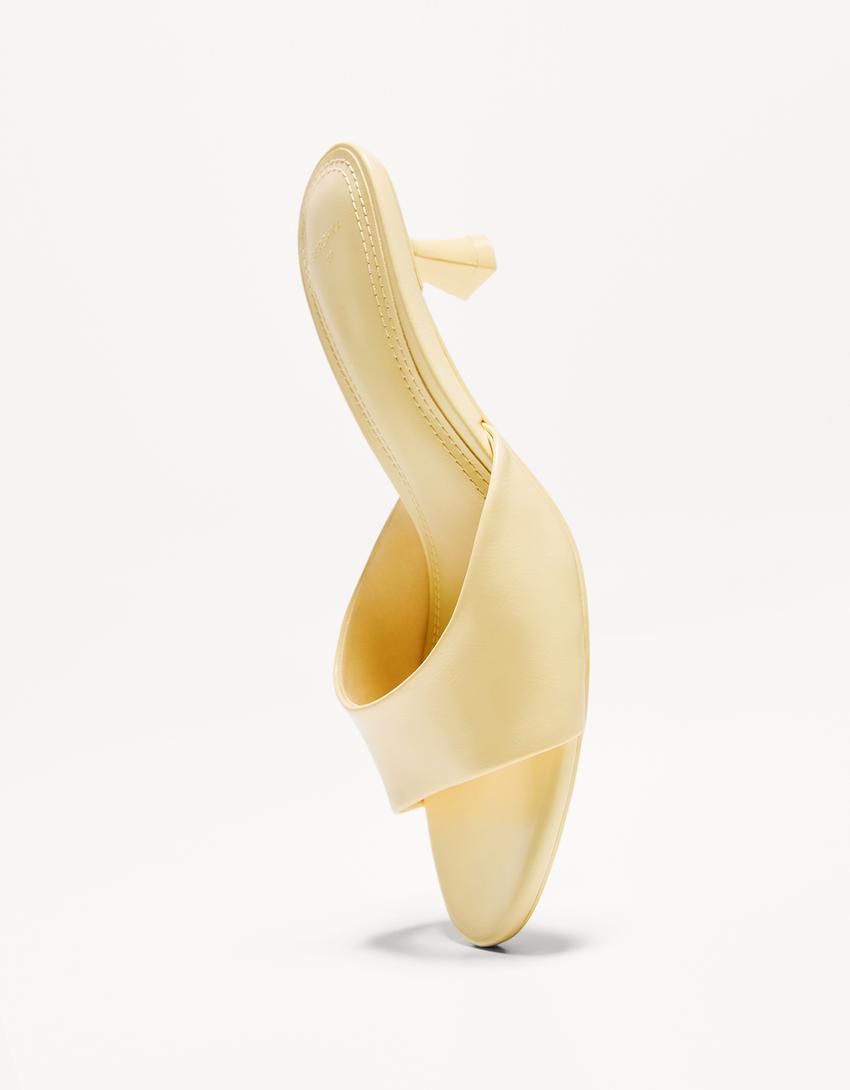 Kitten heel mule sandals-Yellow-3