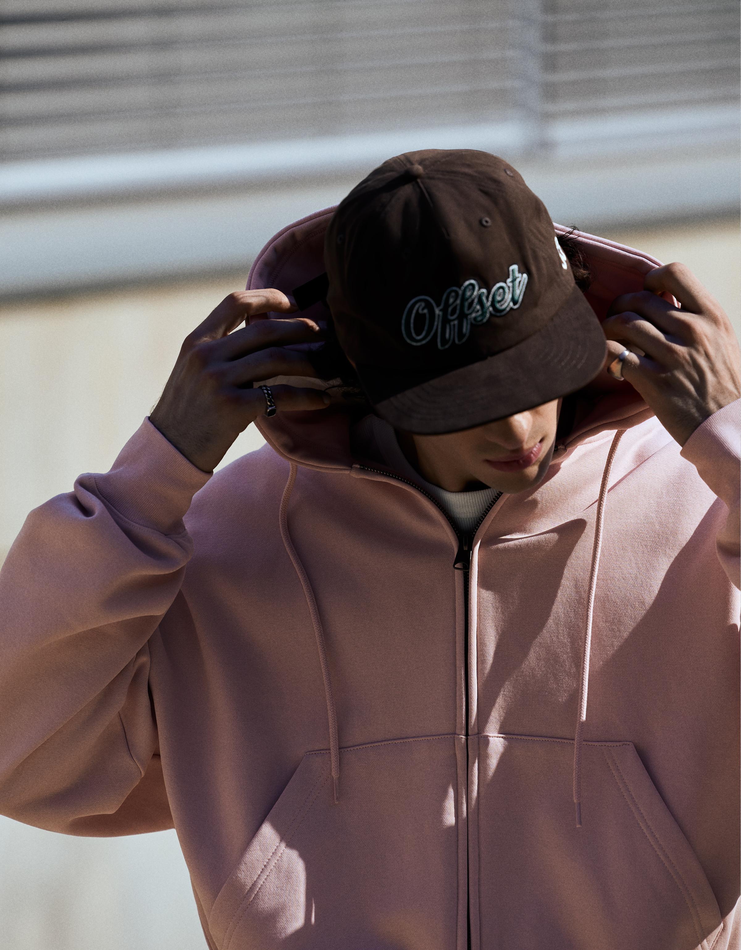 Zip-up hoodie — Pink