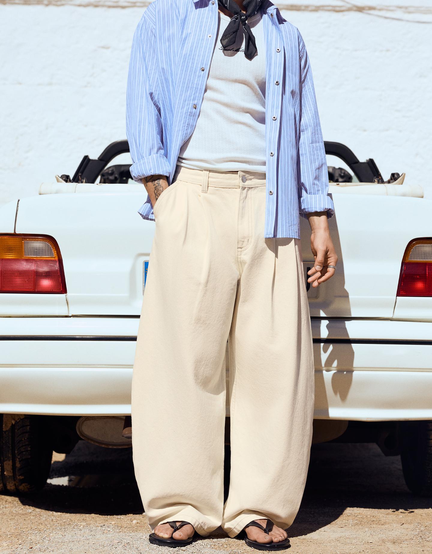 Bershka Jeans Barrel Fit Con Pieghe Uomo 42 (Eur 36) Avorio