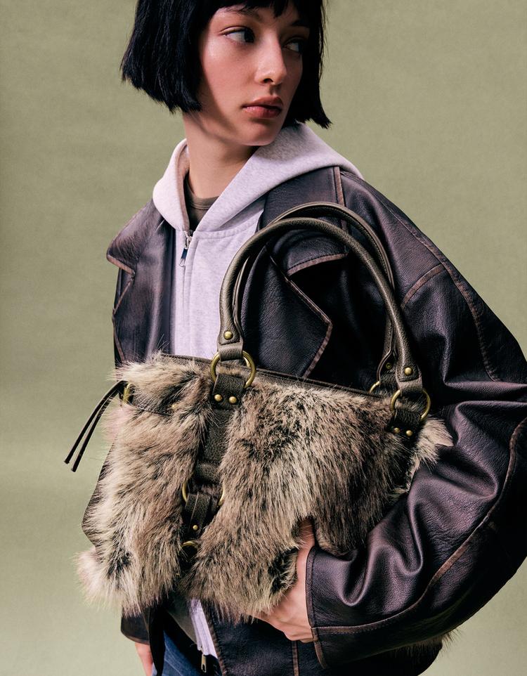 Bolso hombro efecto pelo