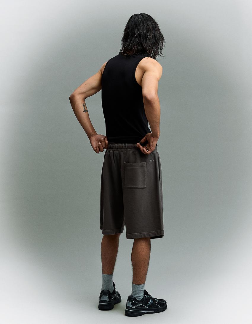 Yıkanmış boxy fit bermuda-Gri