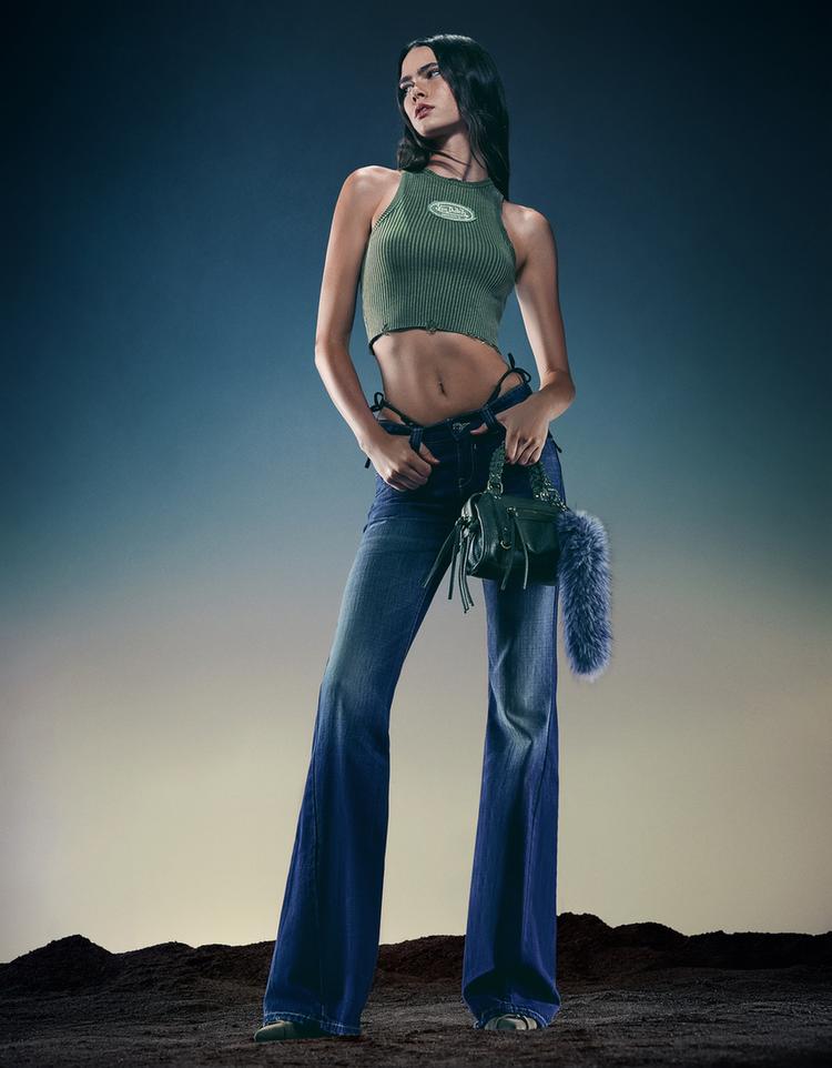 Von Dutch top with patch