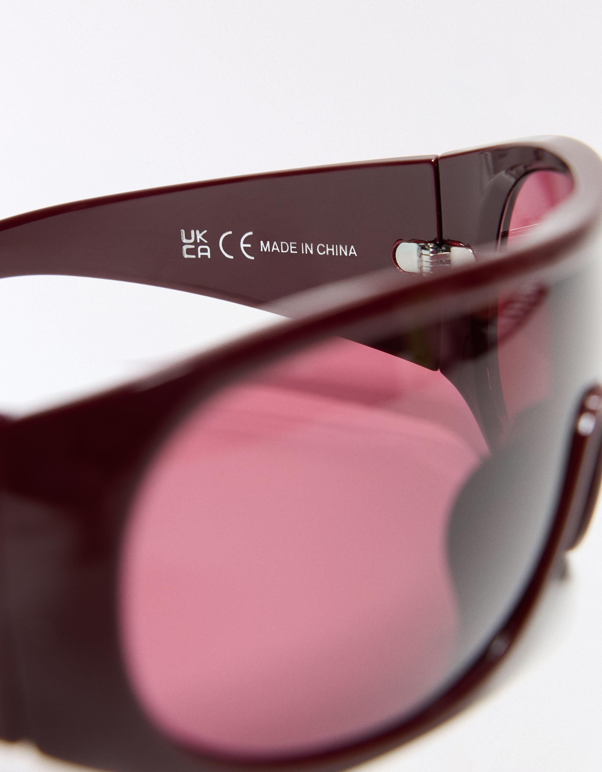 Plastic sunglasses — Burgundy