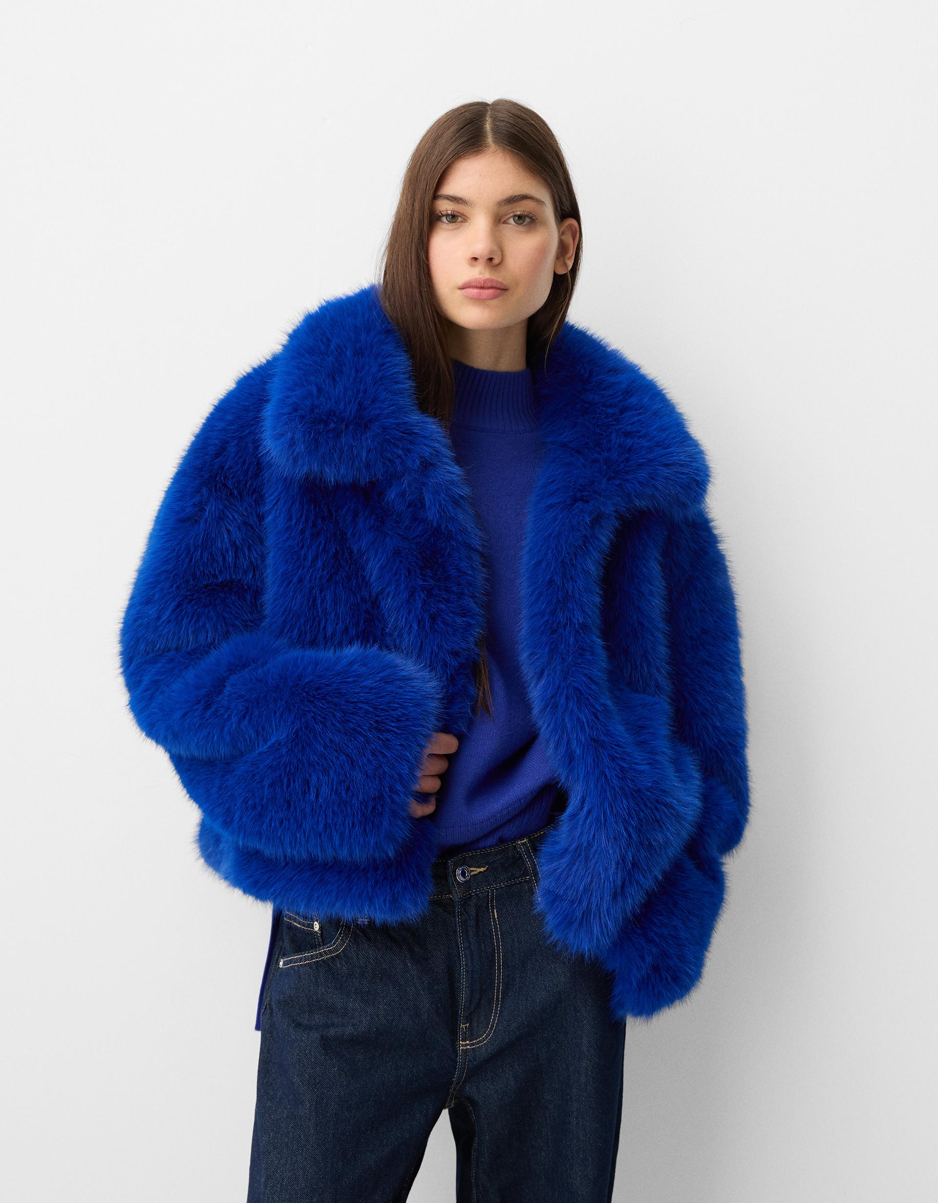 Fur Coat Chaqueta De Pelo Con Capucha Bershka Capucha Abrigos De