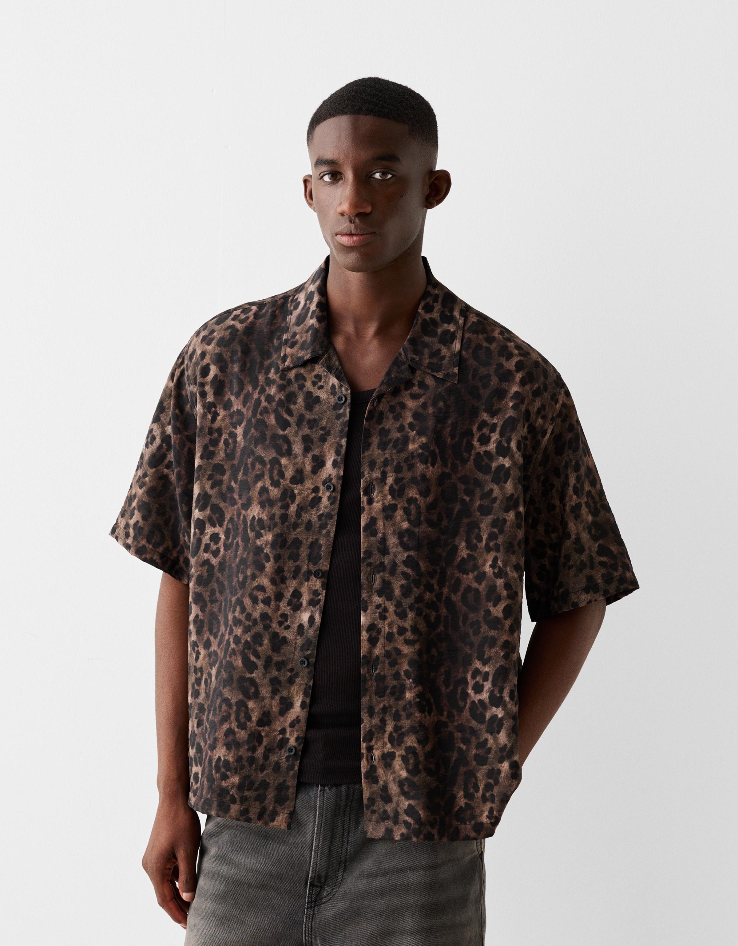 Bershka Hemd Mit Kurzen Ärmeln Und Animalprint Herren Xl Braun