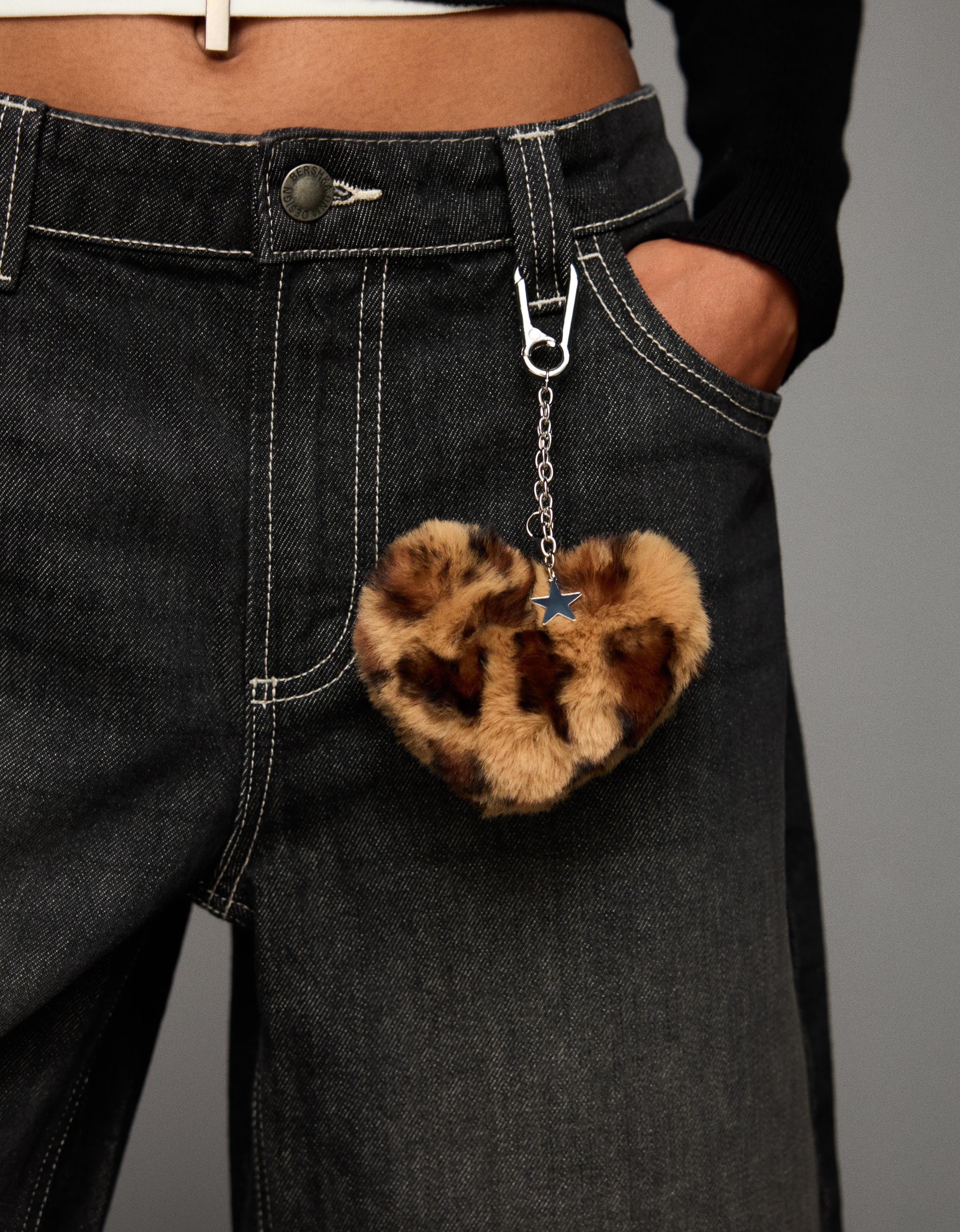 Bershka Herz-Schlüsselanhänger Mit Animalprint Damen Braun