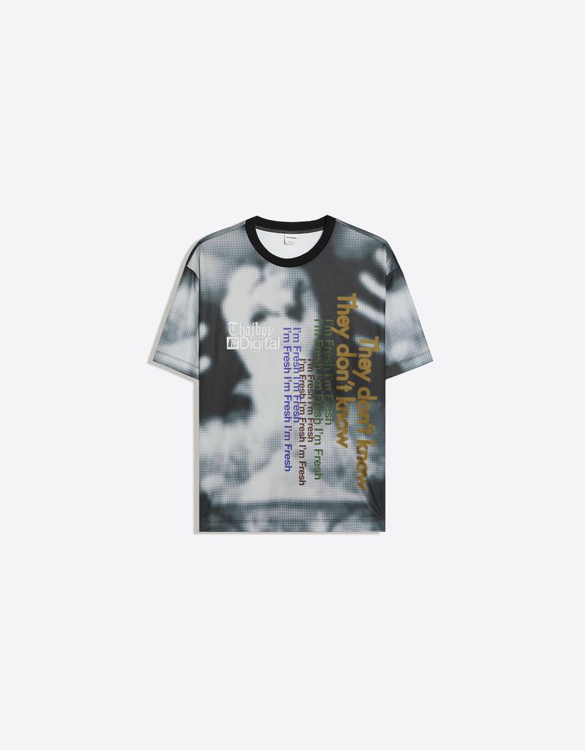 Camiseta manga corta print NTS X THAIBOY DIGITAL-Azul