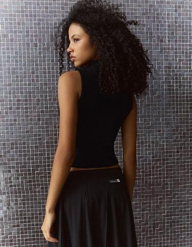 High neck knit waistcoat — Black 2