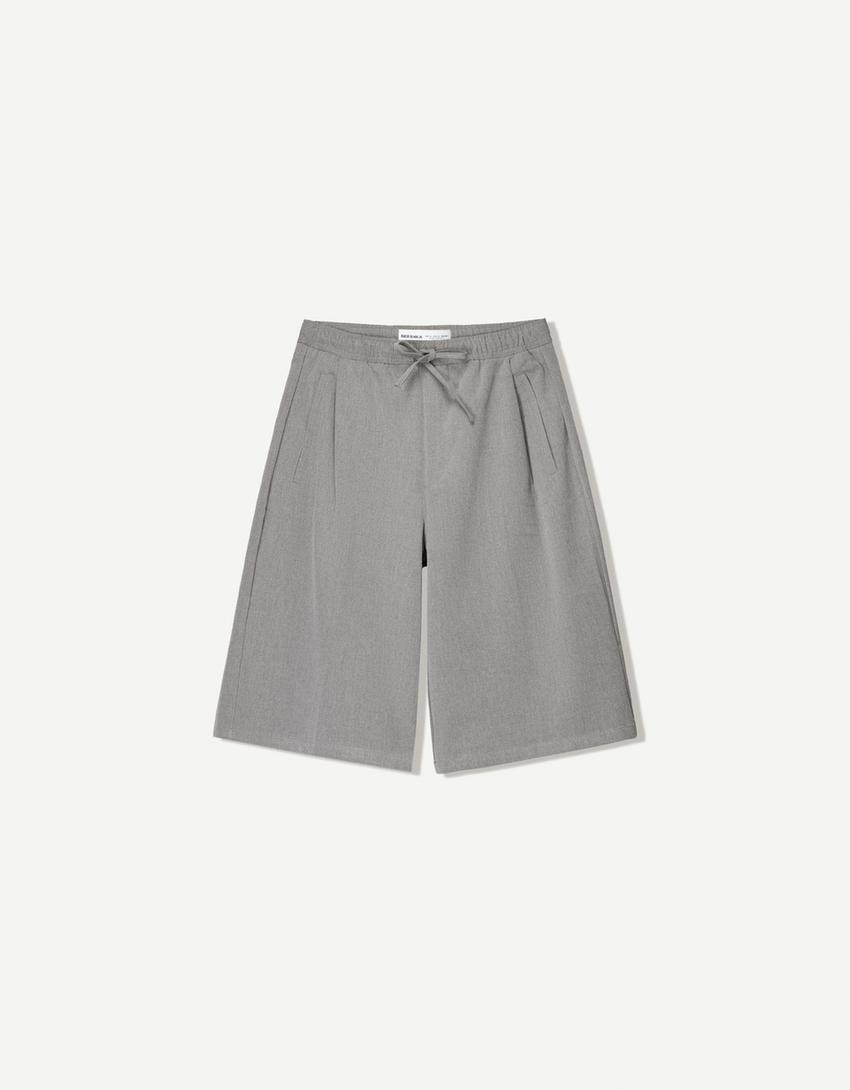 Tailored baggy Bermuda short sweatpants