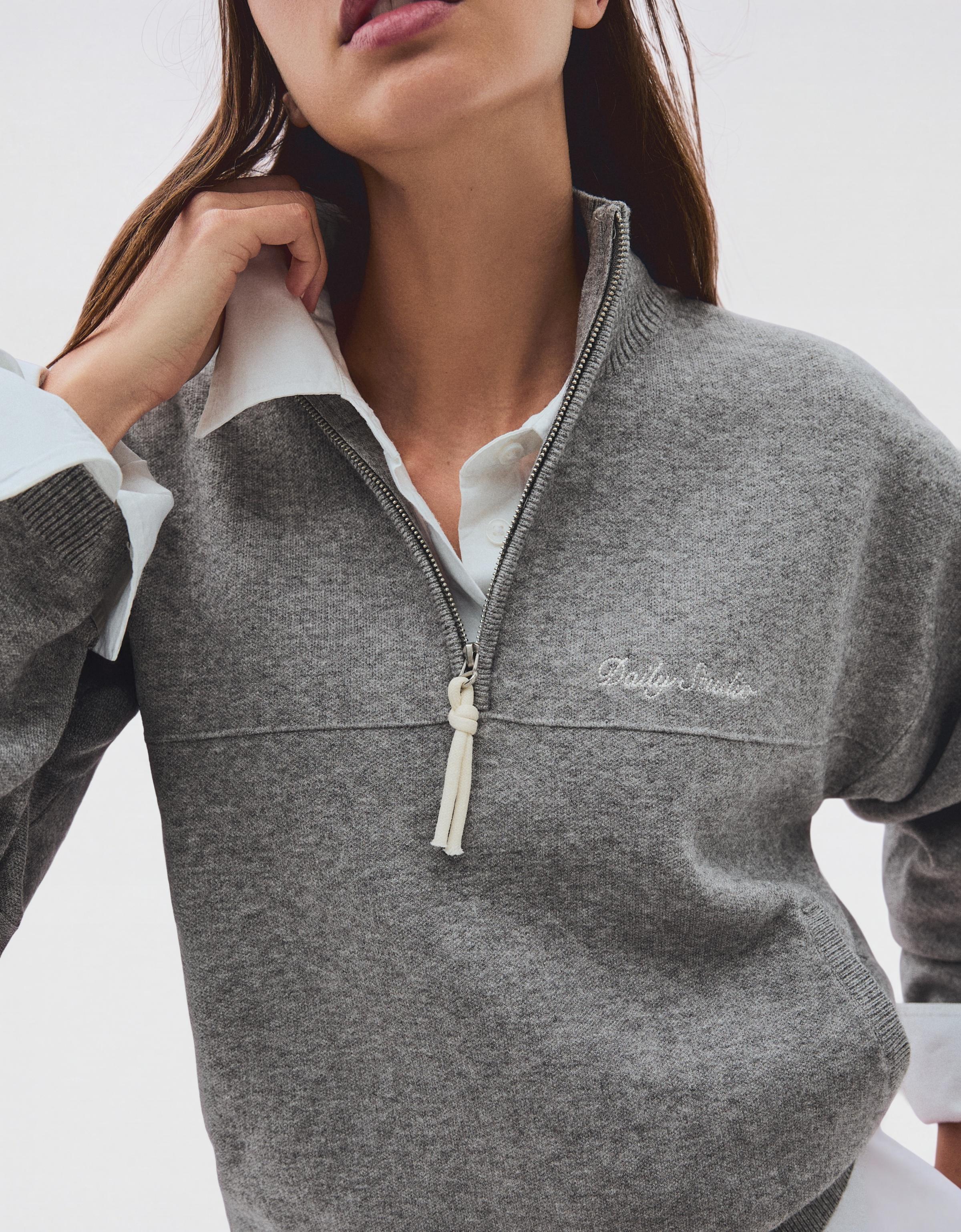 Embroidered zip-up jumper — Grey