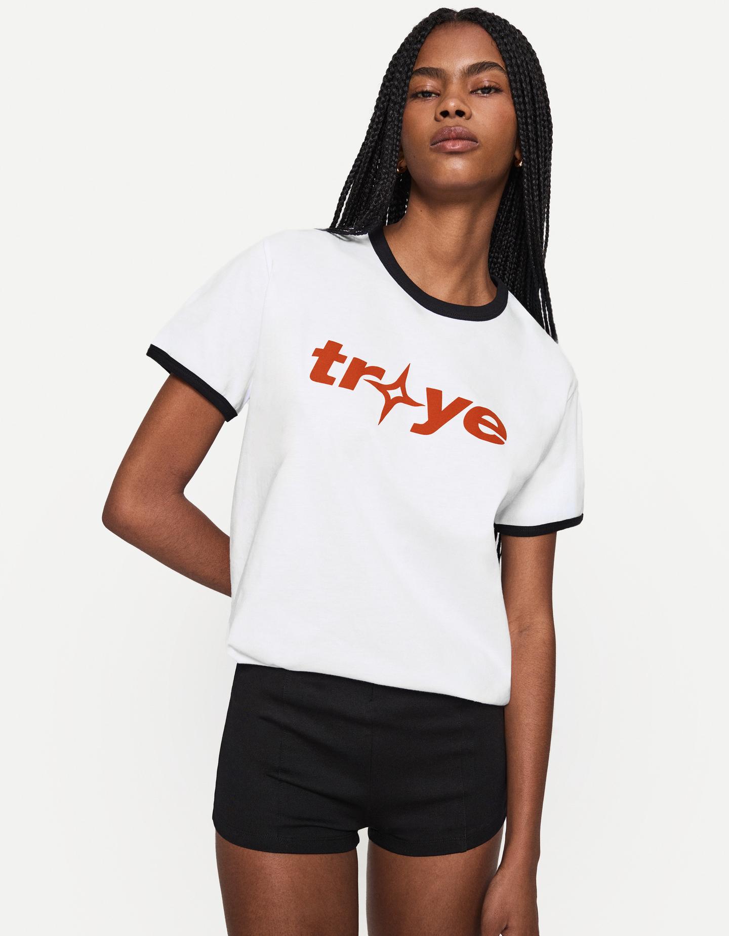 Bershka T-Shirt Troye Sivan Manches Courtes Imprimé Femme M Blanc Cassé