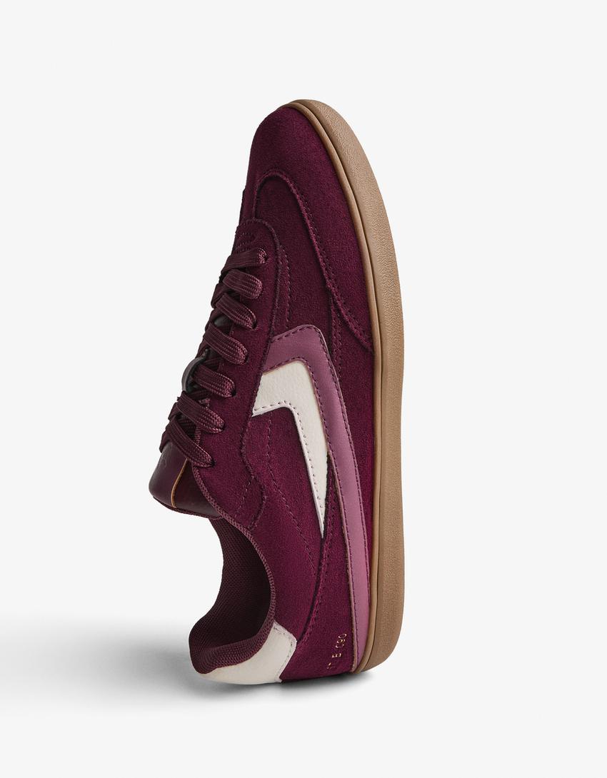 Retro-Sneaker-Granatrot